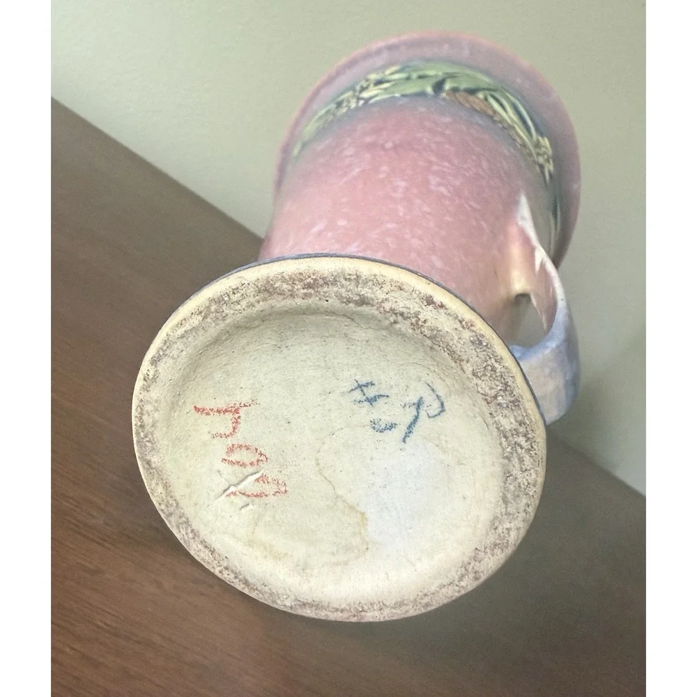 Roseville Baneda Pink 1932 Vintage Art Deco Pottery‎ Ceramic Handled Vase 604-7